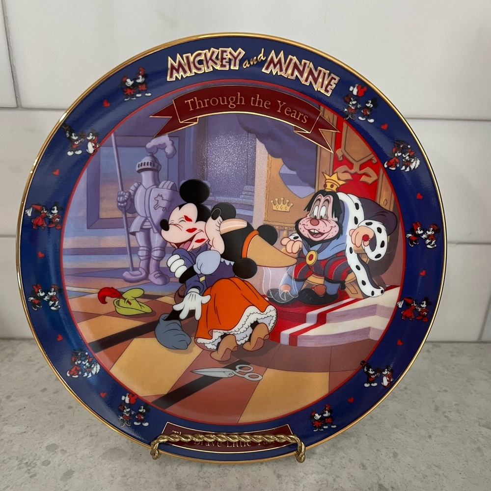 Disney Collectible Bradford Exchange Mickey Collectible Plate